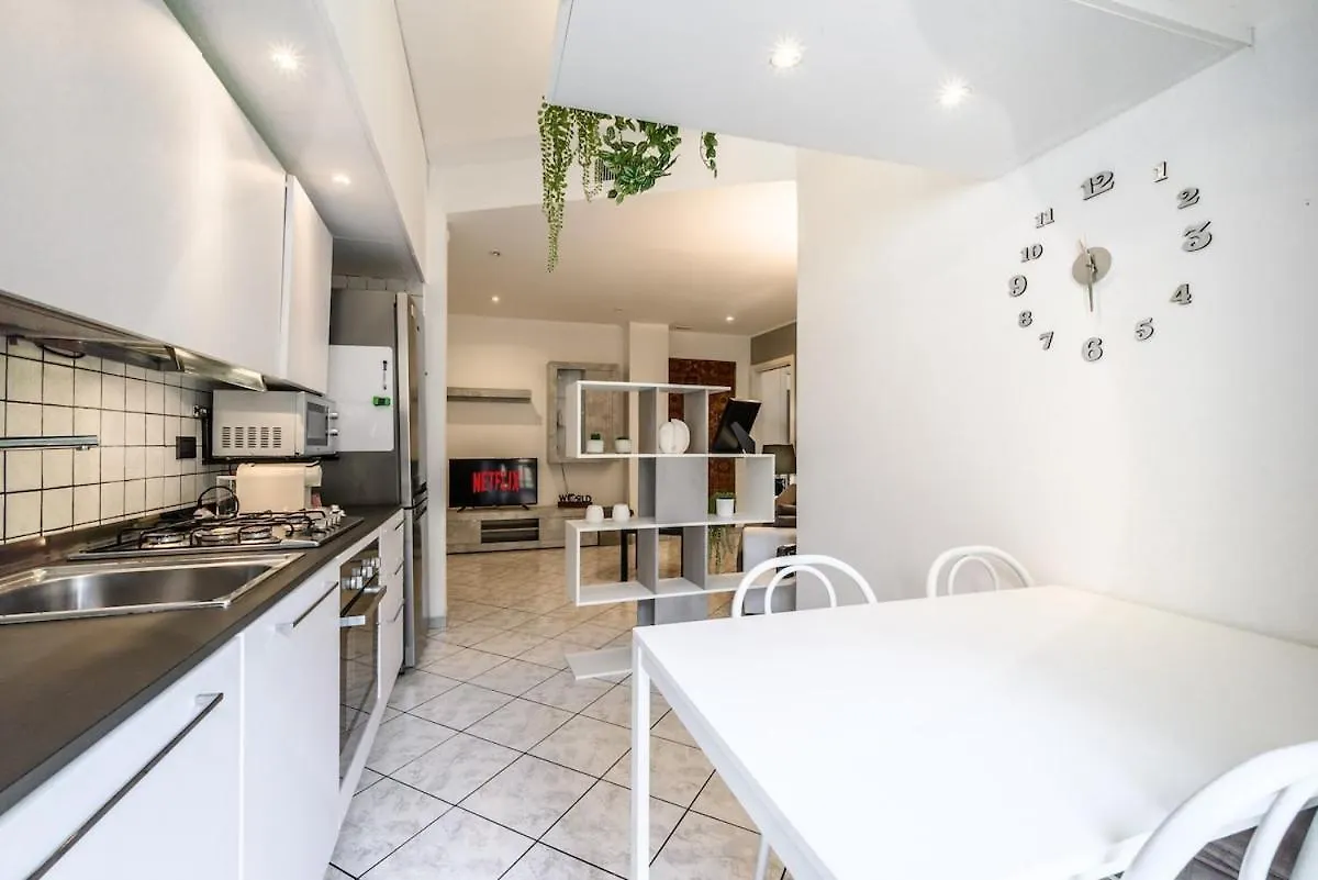Casa Gioia 50 Metres From The Metro Wifi Ac Apartment Milan
